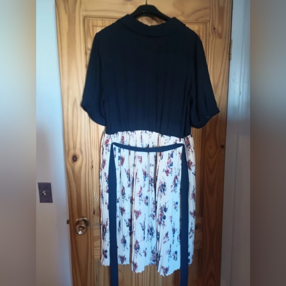 Modcloth  Xl Dress - Picture 7 of 7